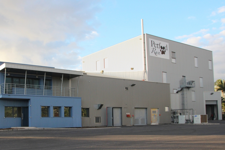 Une usine de Petfood spécialisée en croquettes chiens et chats Une usine de Petfood spécialisée en croquettes chiens et chats